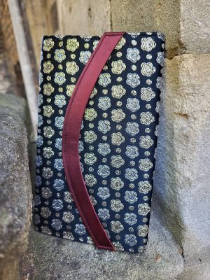 Vintage Fabric Clutch Bag.