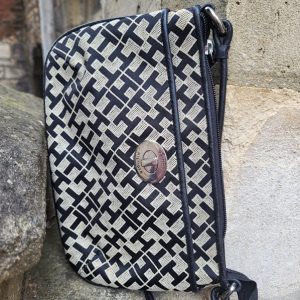 Tommy Hilfiger Crossbody Bag
