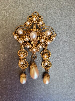 Baroque Style Brooch